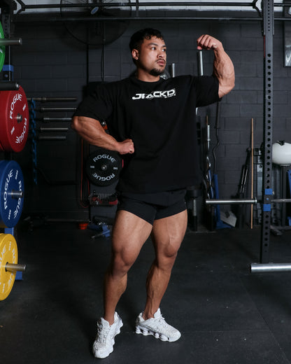 BLACK HEAVYWEIGHT TEE